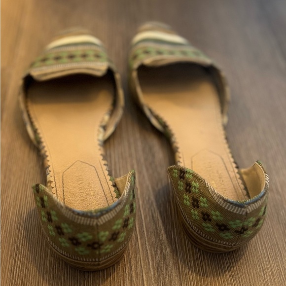 Isaac Mizrahi flats, Women’s, Size 8 - Picture 3 of 4